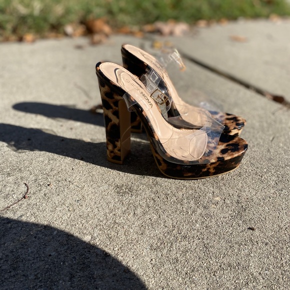 Leopard print heel - Picture 8 of 8